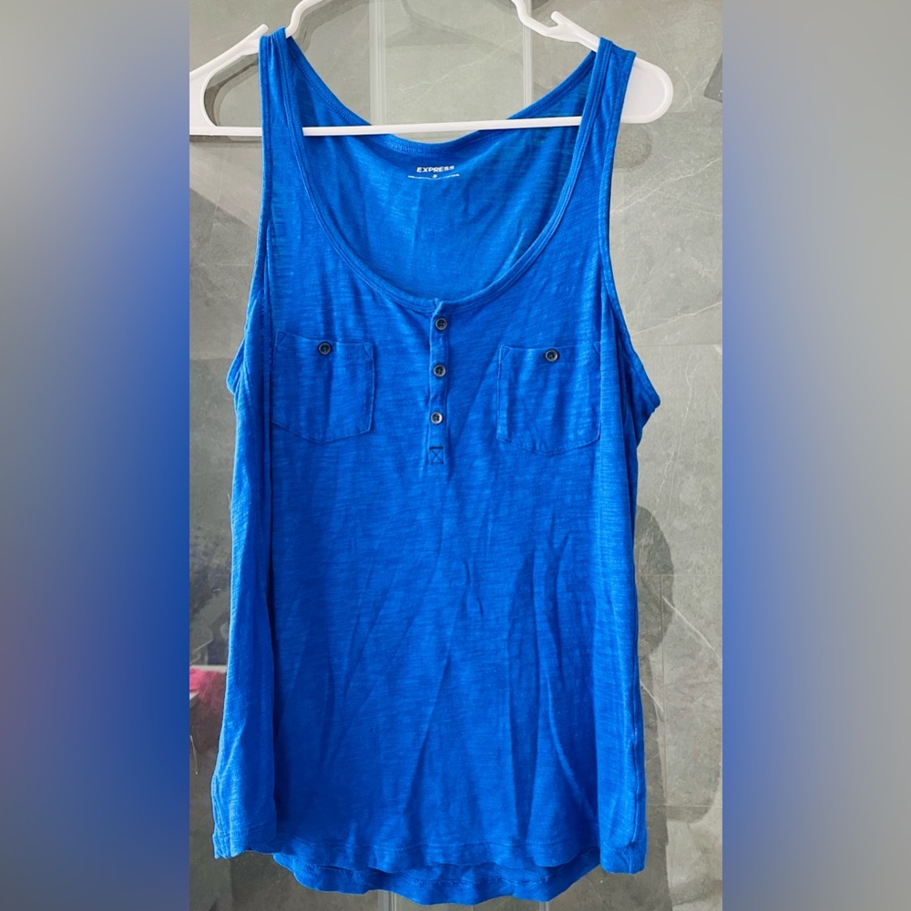 Women’s Express Tank - Size: Medium. So soft!  In great condition.
